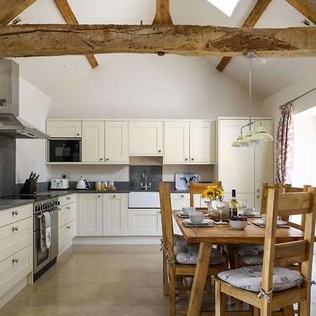 The Barn @ Laurel Farm Villa Shotteswell Bagian luar foto
